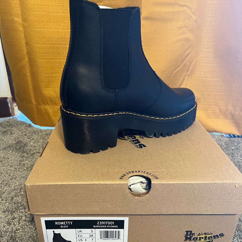 Brand New in Box Doc Marten boots size 7
